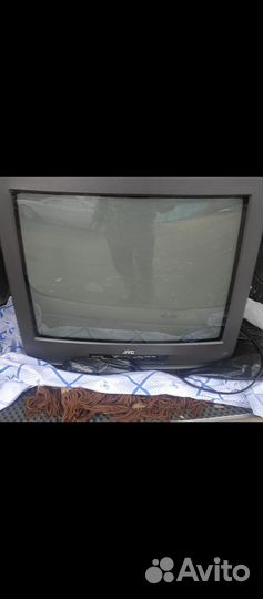 Телевизор в хорошем состояние