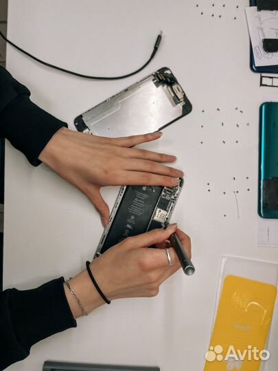 Ремонт iPhone, ремонт Дисплея, замена Батареи