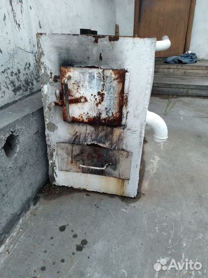 Печь для отопления дома бу