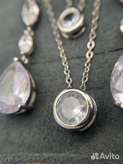 Серьги и подвеска