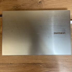 Ноутбук Samsung NP300V5AH- 15.6"