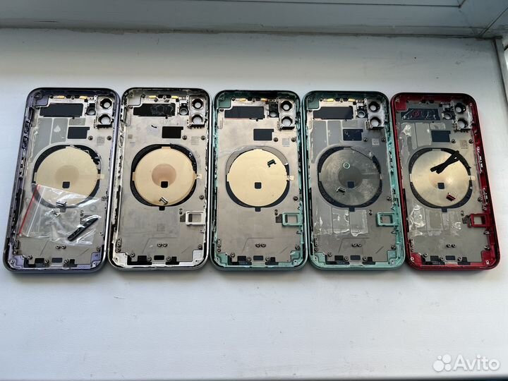 Оригинальный корпус на iPhone 11