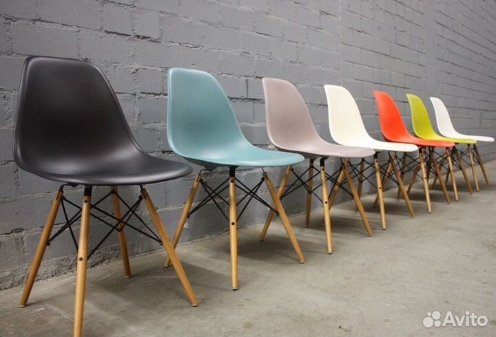 Стулья пластик (Eames)