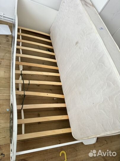 Кровать машина с матрасом