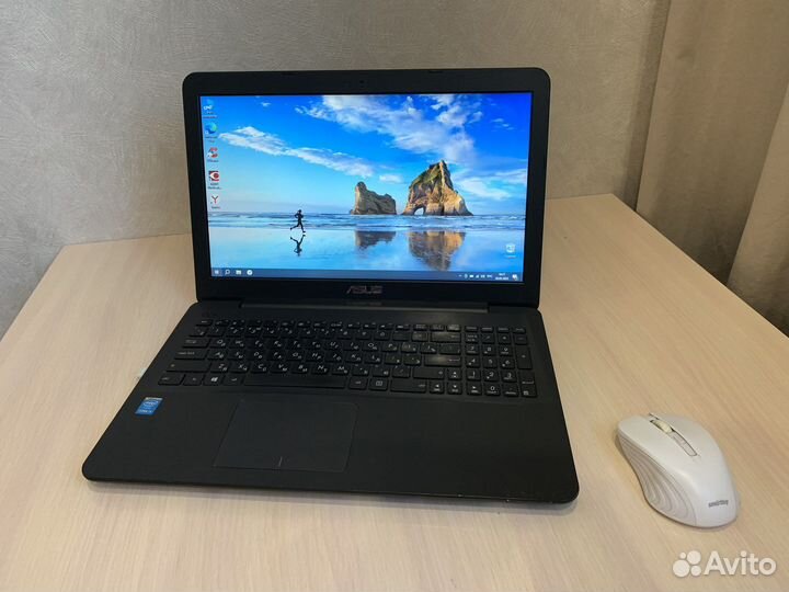 Ноутбук asus X554L