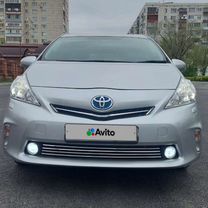 Toyota Prius Alpha 1.8 CVT, 2014, 126 000 км, с пробегом, цена 1 600 000 руб.