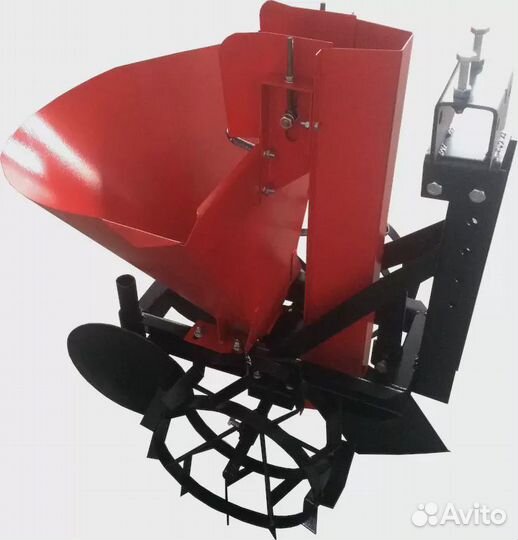 Картофелесажалка ксмб-1 на грунтозацепах