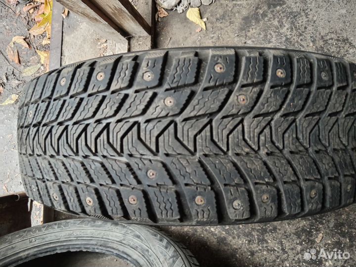 Michelin X-Ice North 3 185/65 R15