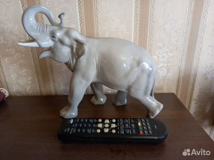 Статуэтка слон большой