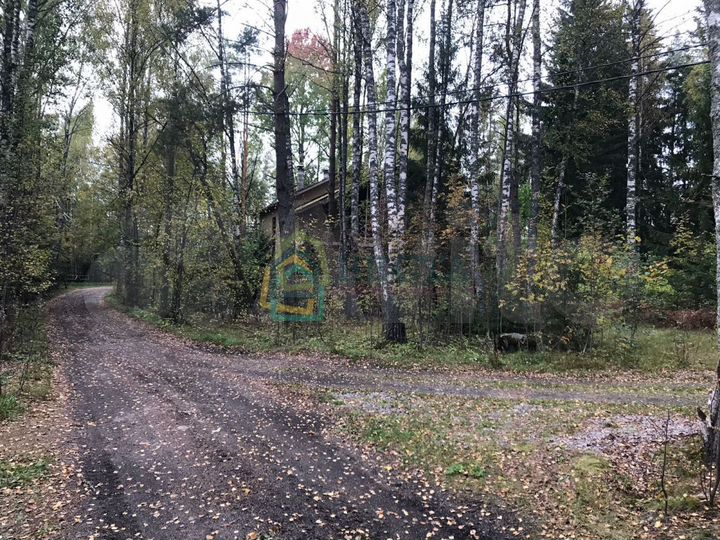 Коттедж 278 м² на участке 20 сот.