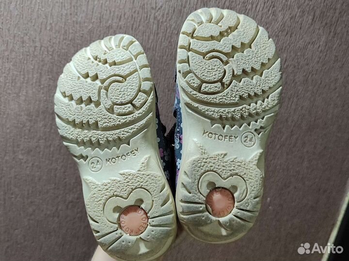 Сандалии котофей 24
