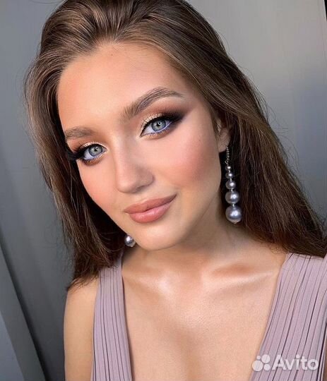 Макияж и прическа