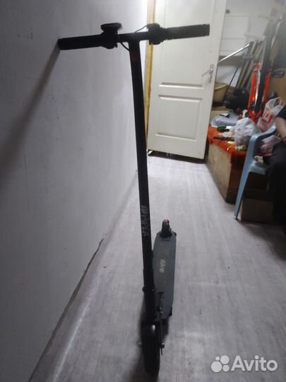 Электросамокат hiper Slim VX560