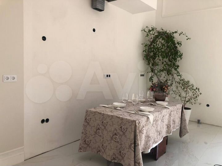 Дом 192 м² на участке 9 сот.