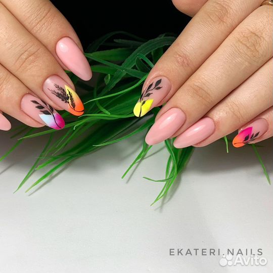 Наращивание ногтей