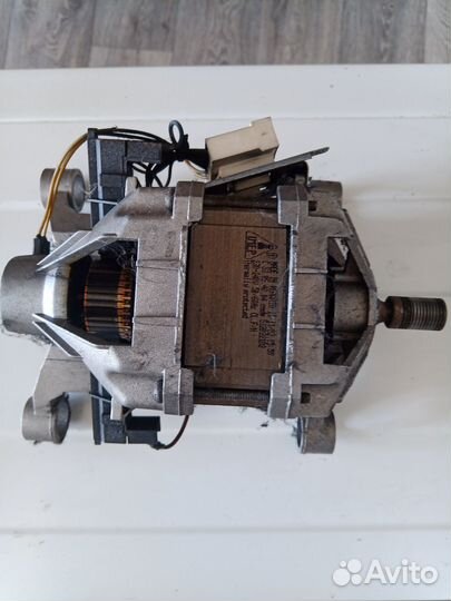 Двигатель от стиральной машины zanussi