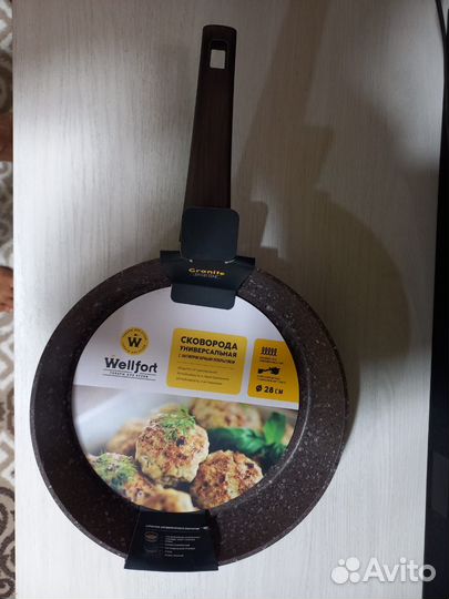 Продам новую сковороду