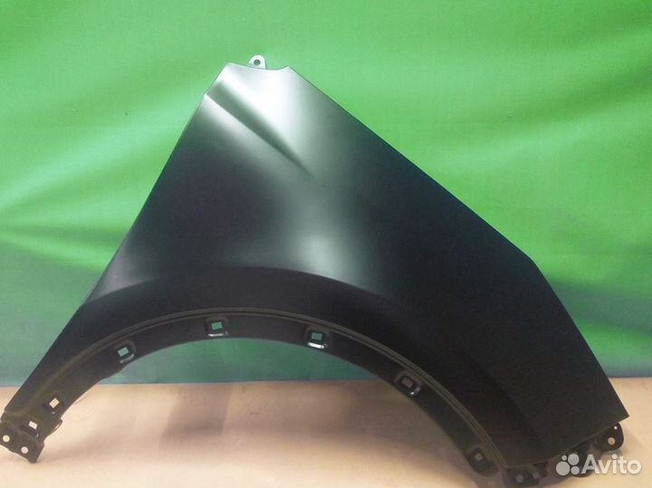 Крыло переднее правое Sportage 4 2016- QL