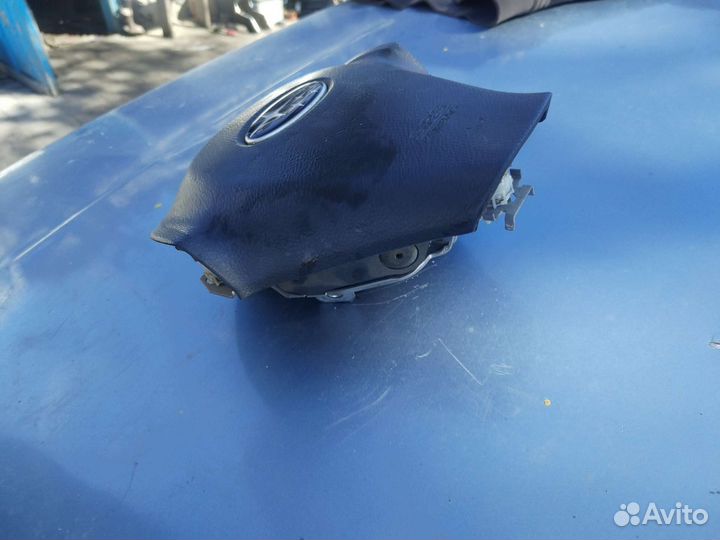 Подушка в руль Субару трибека б9