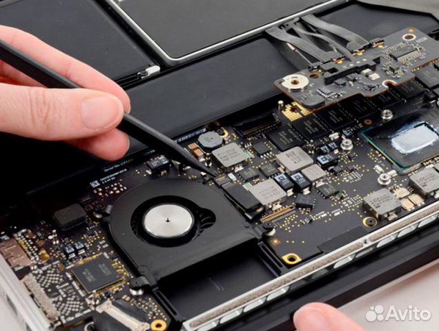 Ремонт MacBook / Ремонт ноутбука / Замена батареи
