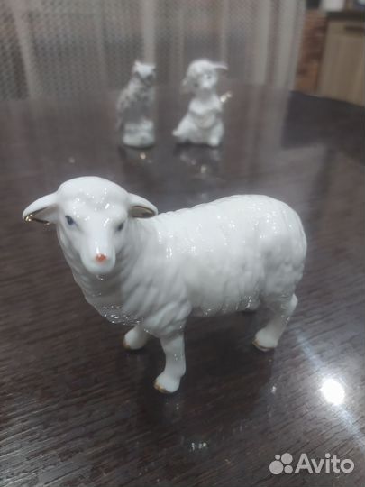 Фарфоровые статуэтки