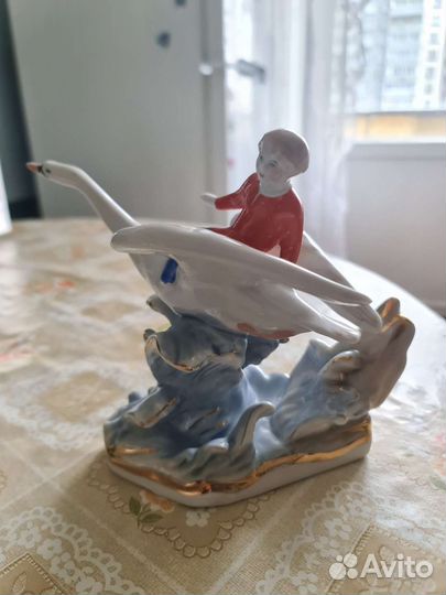 Фарфоровые статуэтки времен СССР