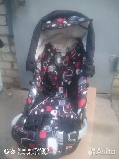 Коляска 3 в 1 с автолюлькой