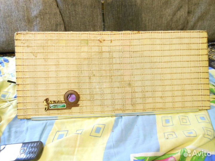 Радиола Сакта динамик и передняя панель