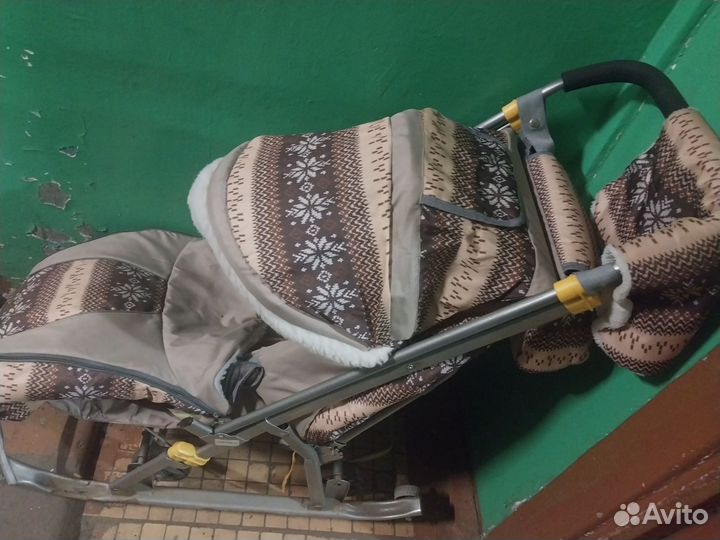 Продам санки
