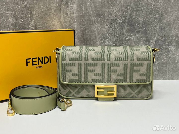 Сумка Fendi baguette несколько цветов