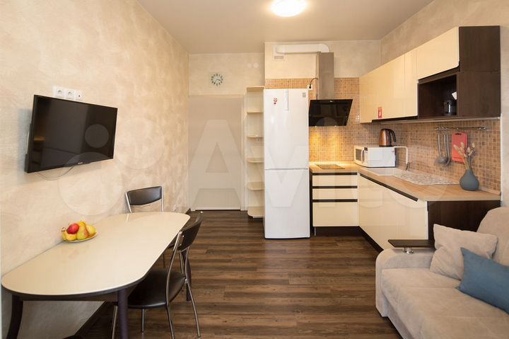 2-к. квартира, 45 м², 4/16 эт.