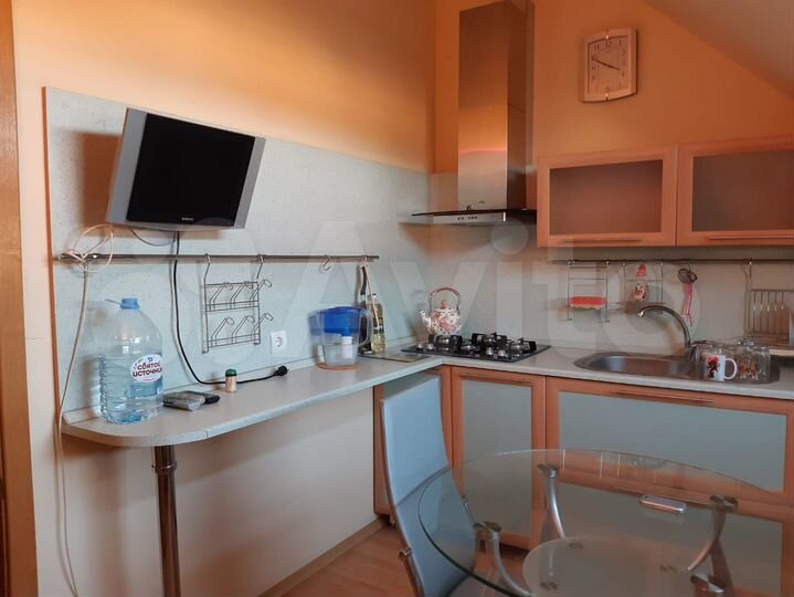 2-к. квартира, 80 м², 5/5 эт.