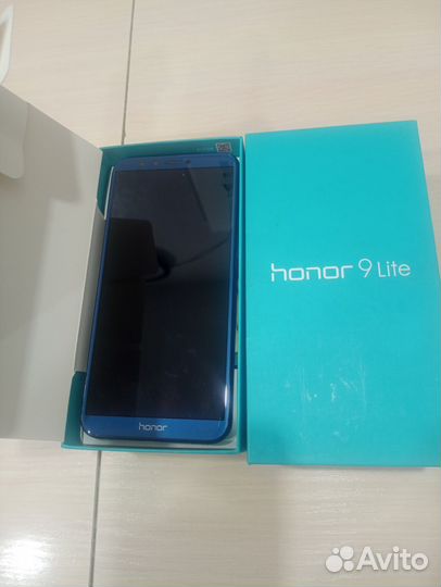 HONOR 9 Lite, 3/32 ГБ