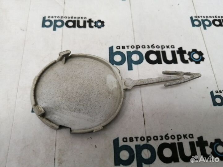 Заглушка буксир крюка переднего бампера