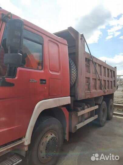 Самосвал 18 м³ Howo ZZ3327N3647C, 2007