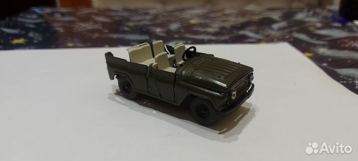 Модель УАЗ-469. 1:43