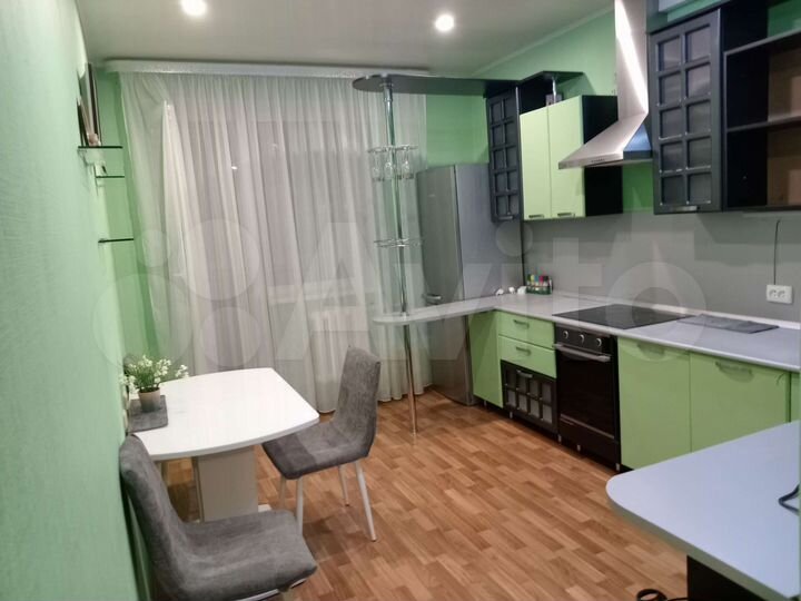 2-к. квартира, 50 м², 8/10 эт.