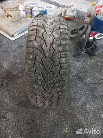 Toyo Observe G3-Ice 215/55 R16