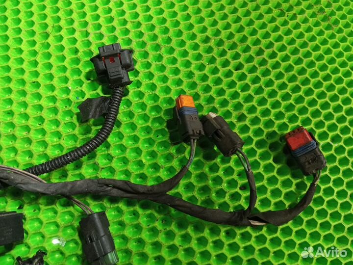 Проводка двигателя Ford Tourneo