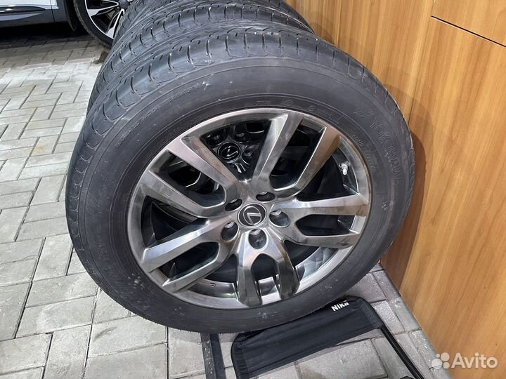 Yokohama BluEarth E51 225/60 R18