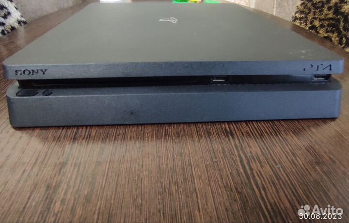 Игровая приставка ps4 slim 1tb