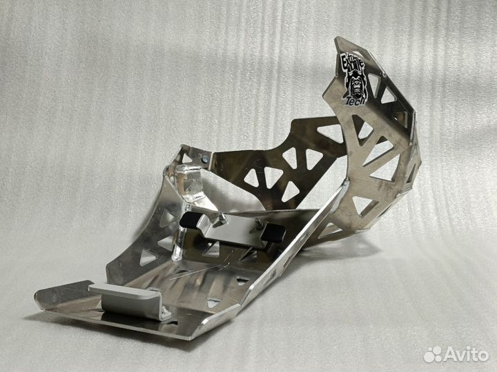 Защита картера и резонатора Hendg/GR8 3002t 24 Szc