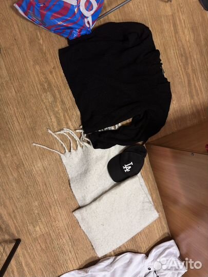 Лот вещей женских