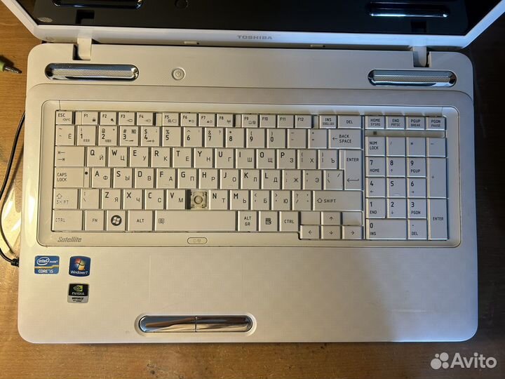 Ноутбук toshiba бу