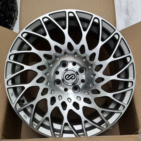 Литые диски Sakura Wheels 9511 7×R16 4×98