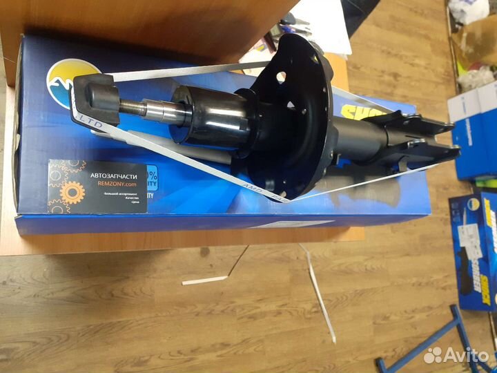 Амортизатор передний Hyundai Solaris 2017