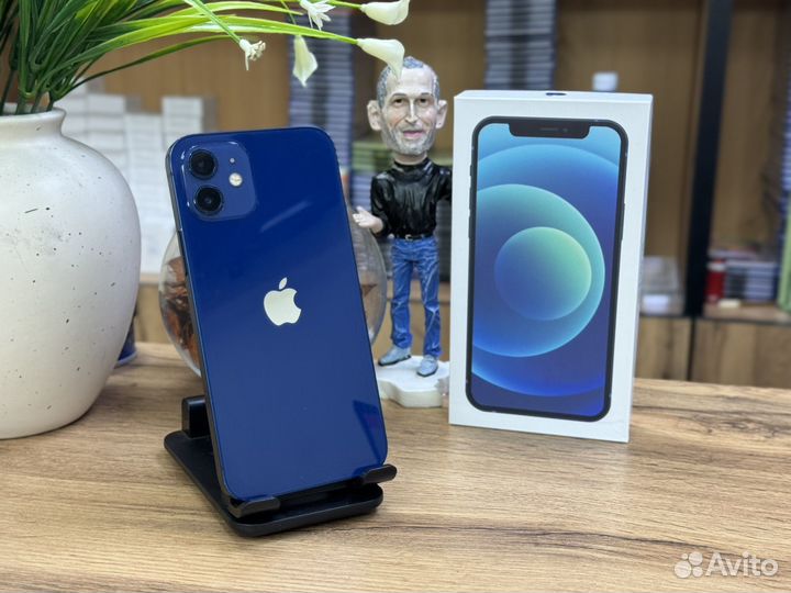 iPhone 12, 64 ГБ