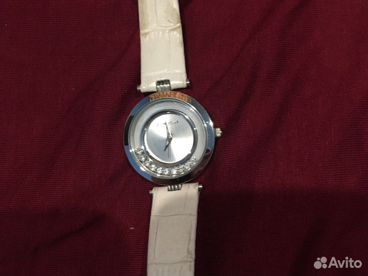 Часы наручные женские