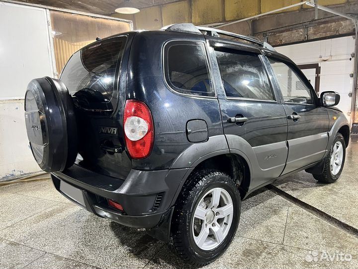 Chevrolet Niva 1.7 МТ, 2011, 196 000 км