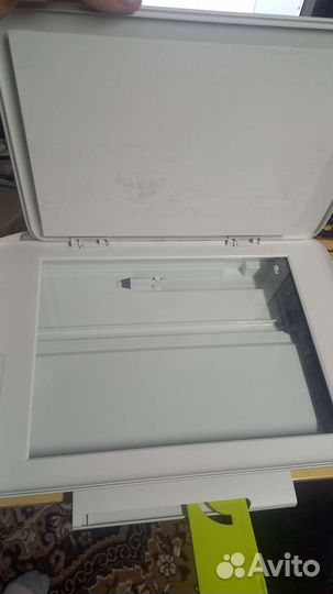 Цветной струйный принтер HP deskjet 2130